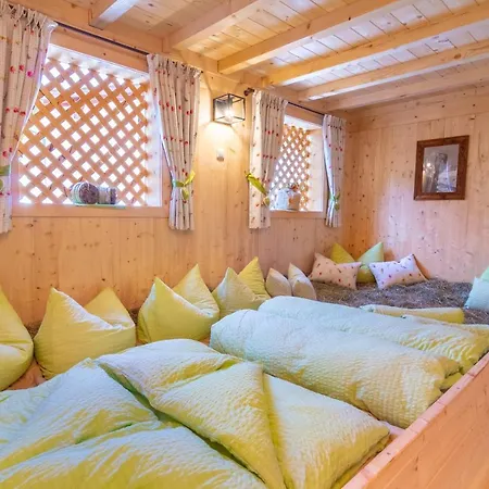 Ausserwieserhof ノイシュティフト・イム・シュトゥーバイタール