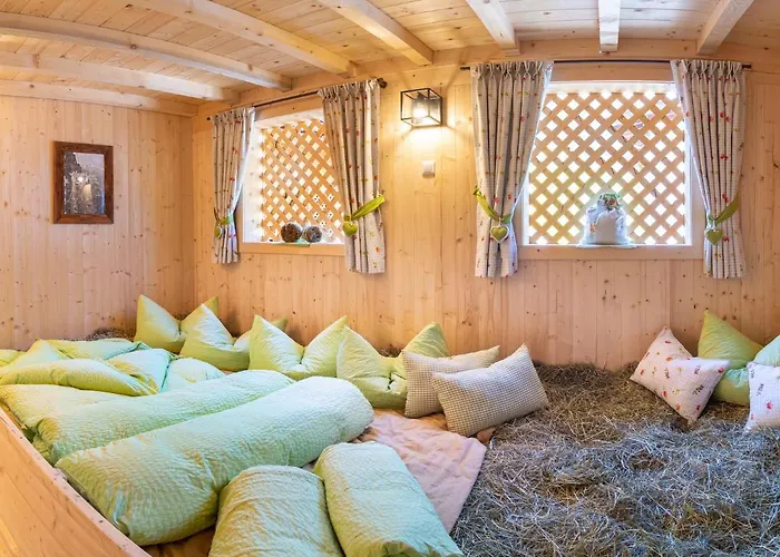 Farm stay Ausserwieserhof Neustift im Stubaital