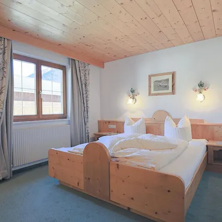 Ausserwieserhof *